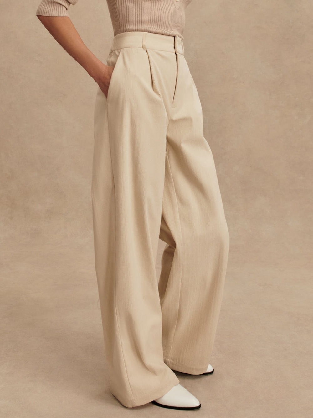 Varley Cream Birch Rocio Needlecord Wide Leg Pants - Medium - Picture 3 of 10
